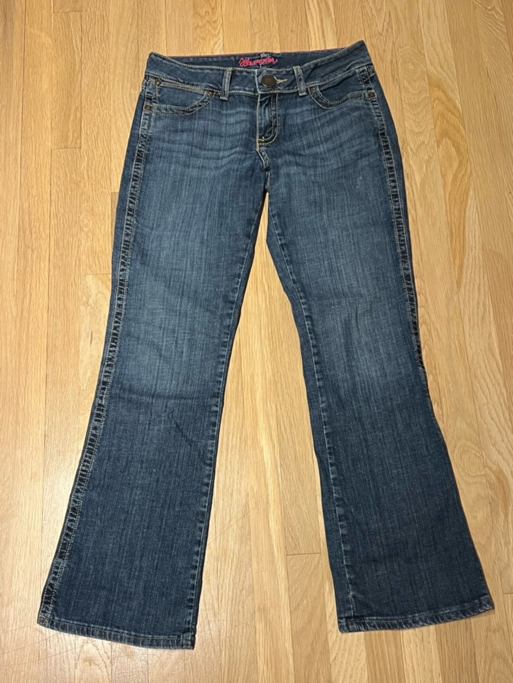 Wrangler Premium Patch Mae Jeans 5/6 x 32 Bootcut Pink Embroidery in Waistband